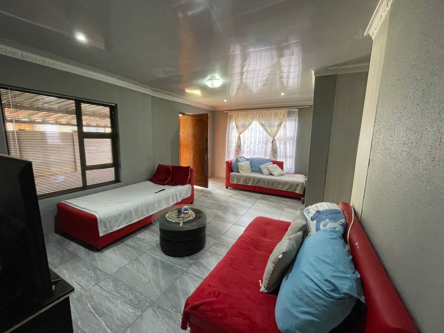 3 Bedroom Property for Sale in Grasslands Free State